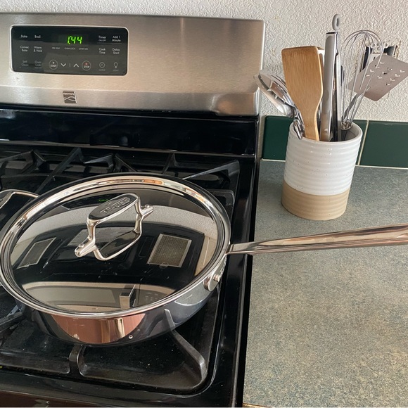 ALL CLAD D5 Brushed Stainless Steel long handle Fry and Sauté Pan & matching Lid - Picture 4 of 8